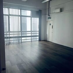 Shun Li Industrial Complex (D14), Factory #584314731